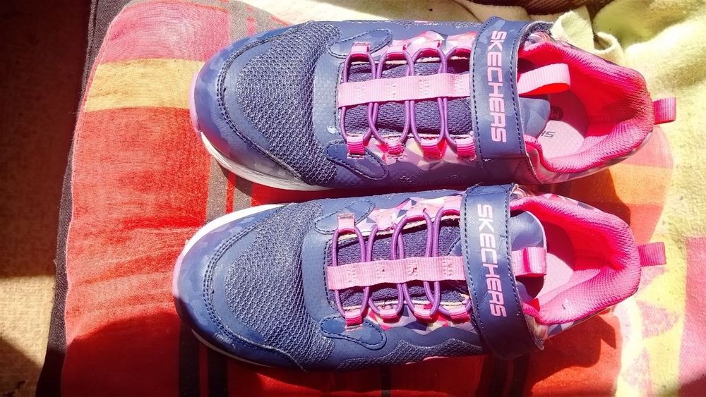 Кросівки Skechers , 37р