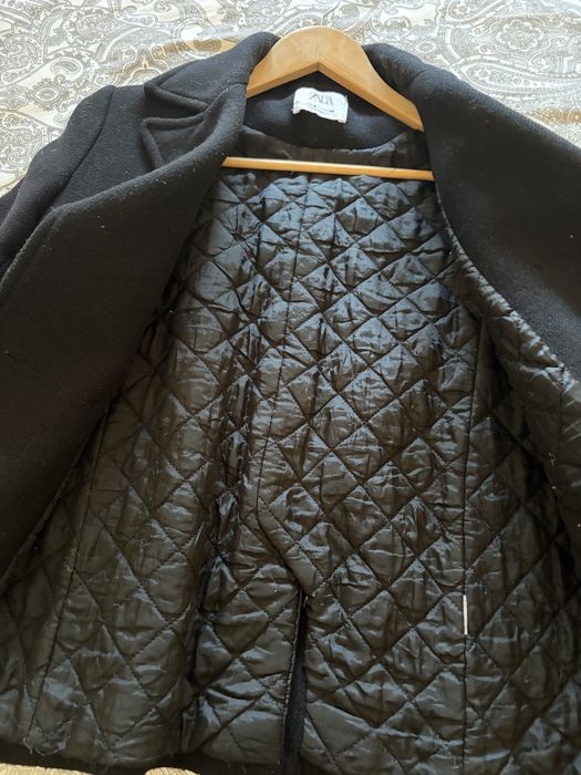 Casaco curto de lã dupla face em estilo náutico da Zara