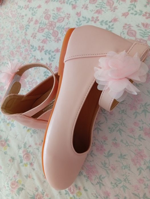 Sapatos criança lindissimos