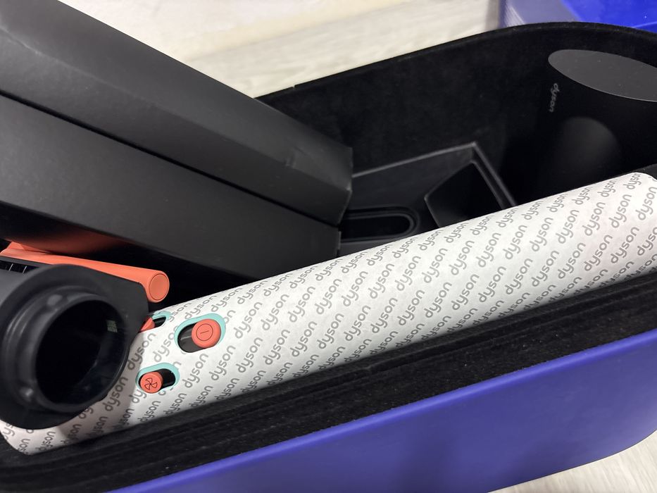 Dyson airwrap i.d.