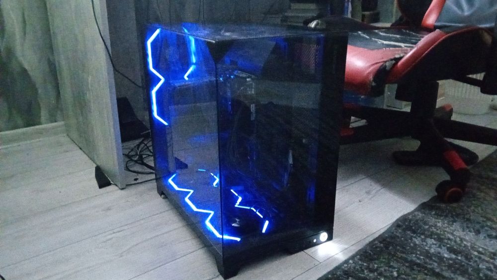 Продам мощный игровой компьютер на современной платформе AM5. Отлично подходит для любых современных игр,работы учебы,монтажа и стриминга