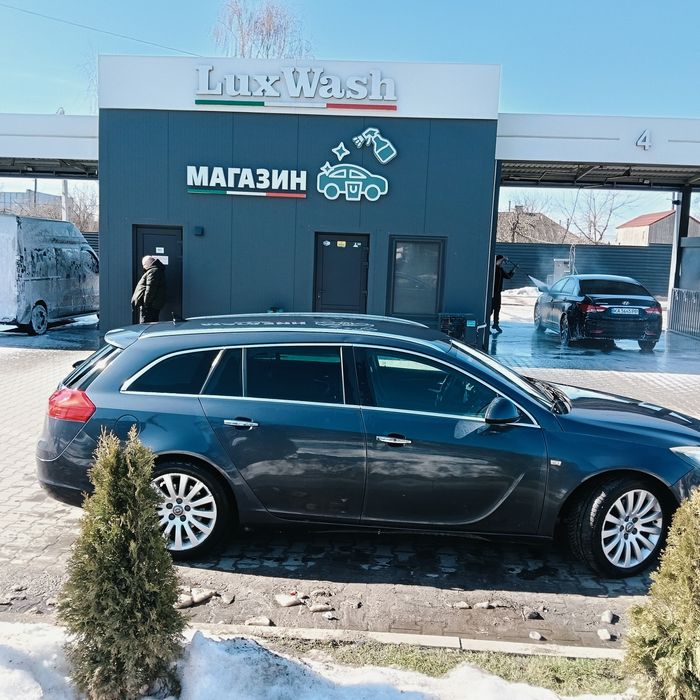 Opel insignia sport tourer