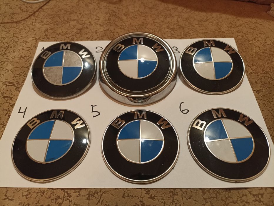 Эмблемы BMW разные