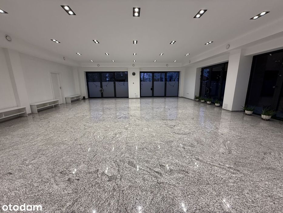 Przestronny lokal usługowy 106 m² z witryną – Rawicz, ul. Kamińskiego