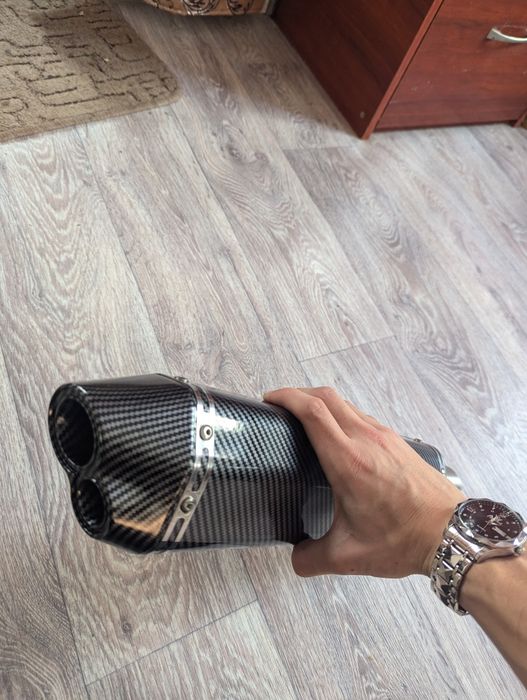 Вихлоп Акрапович/Akrapovic 37/47 см , карбон, титаново - синій/ двухстволка