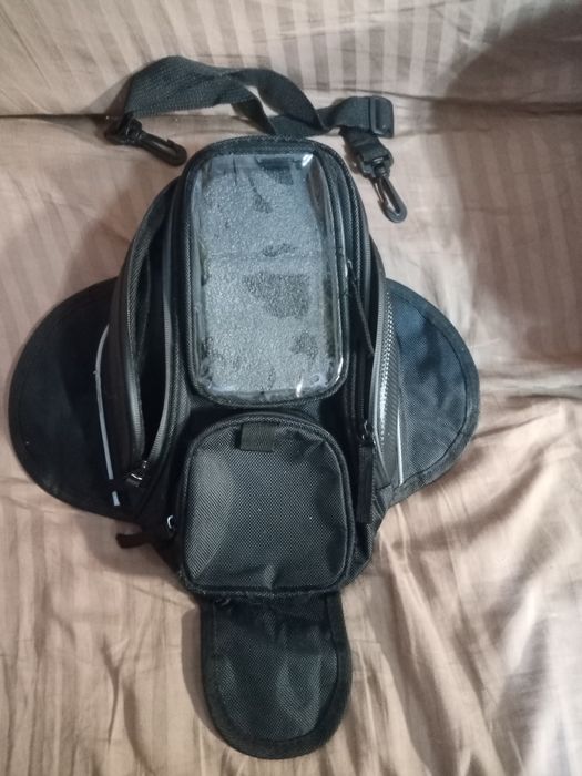 Сумка на бак мотоцикла, мотосумка на магнітах 33х20х14