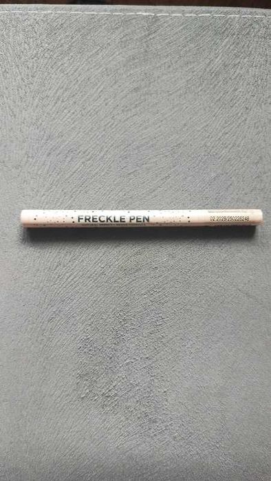Eveline Cosmetics pisak do piegów