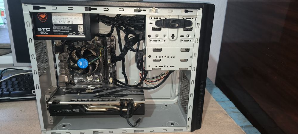 Продам игровой ПК рх 580 8 Гб