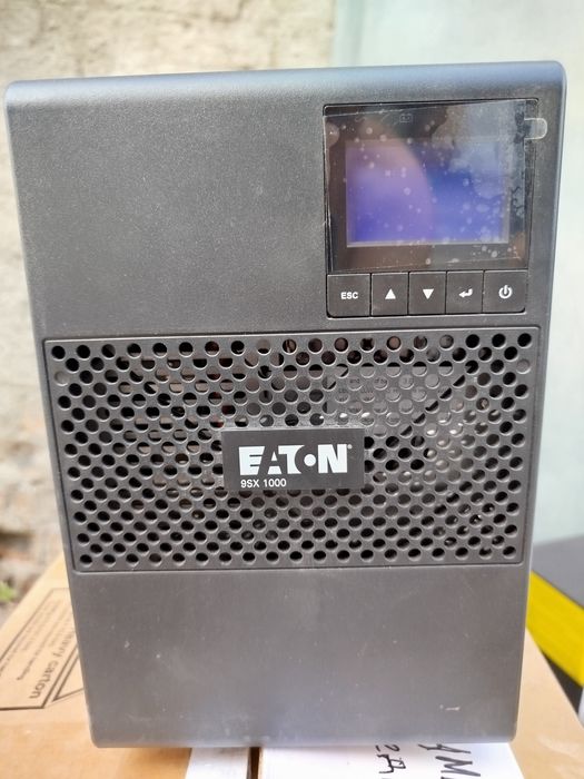 Лінійно-інтерактивний ДБЖ Eaton 9SX1500i/1000. 9130