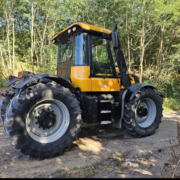 JCB Fastrac 3220