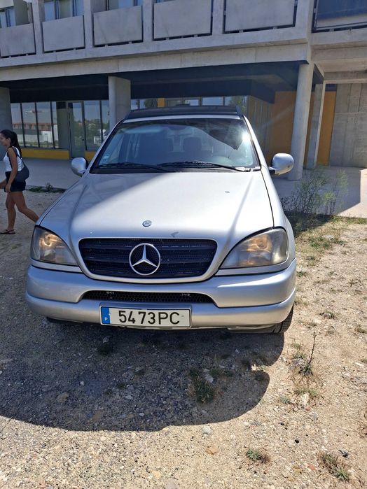Mecedes Ml270  472000Km em bom estado nao perde oleo nem consome caixa automatica revisoes sempre dentro dos prasos em bom estado 6500 negociaveis