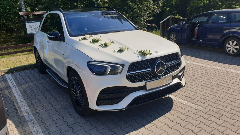 A auto do Slubu Mercedes GLE