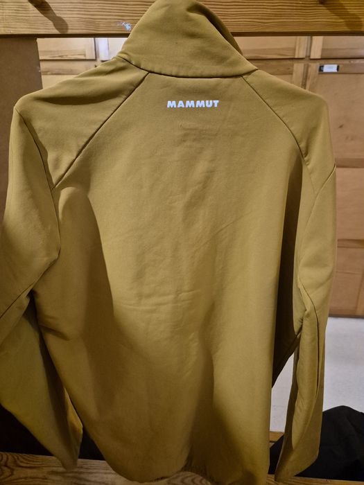 Lekki Softshell Mammut