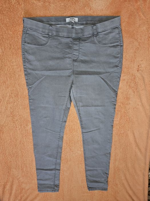 Джинсы стрейч-коттон Dorothy Perkins  р 52-56