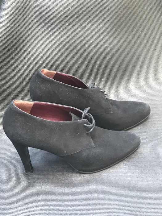 Max Mara sapatos de salto alto pretos 39,5 camurça