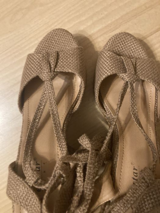 Espadryle na koturnie