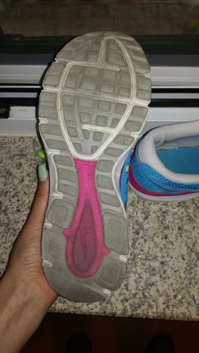 Sapatilhas Nike (última baixa de preço)