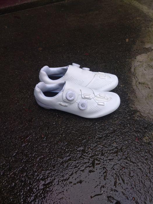 Sapatos estrada NOVOS