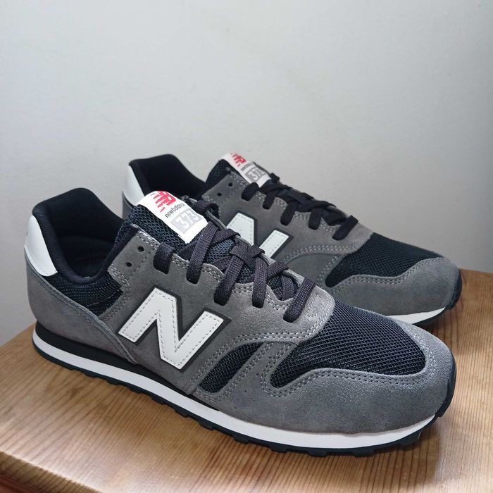 New Balance 373