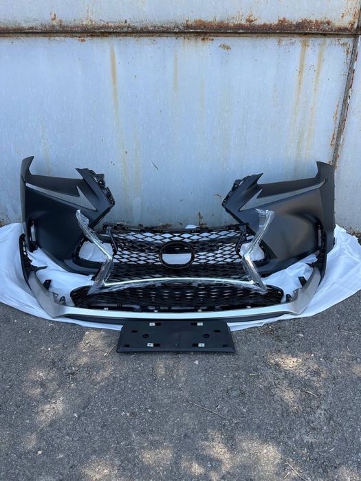 Бампер, передній бампер Lexus NX 2018 2019 2020