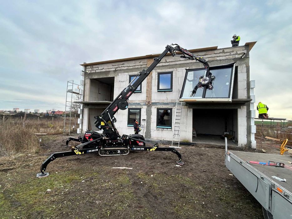 Mini żuraw TB7002 - udźwig 3100kg - zasięg w pionie max. 18.8m