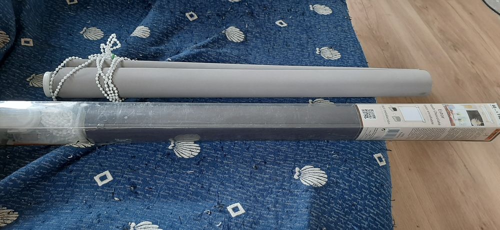 2 blackouts  novos em caixa  da Leroy