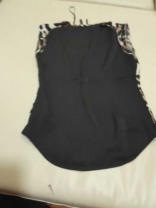 Camisola Guess sem manga