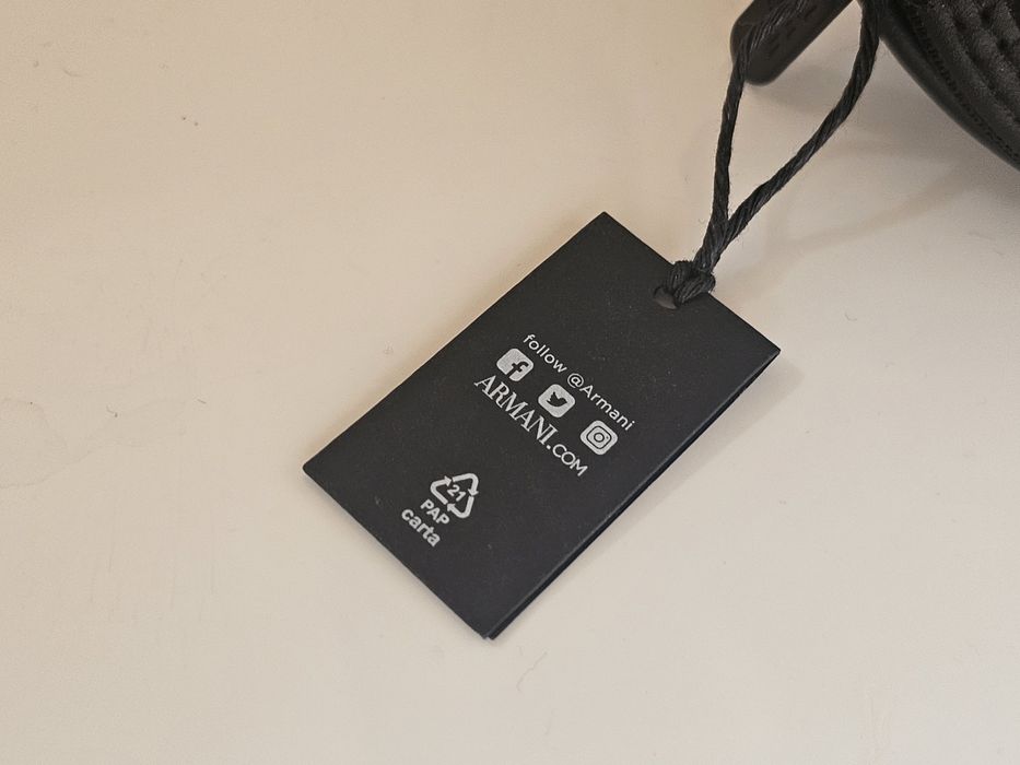 Etui na okulary Emporio Armani - nowe z metką