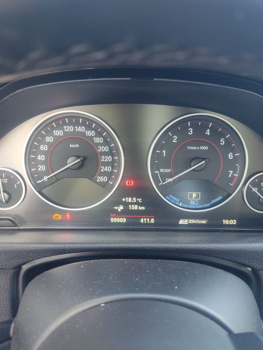 BMW 330e pack M híbrido plug in