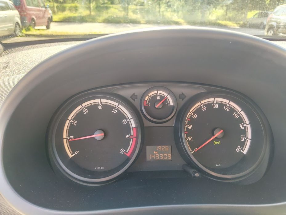 Opel Corsa D rok 2009