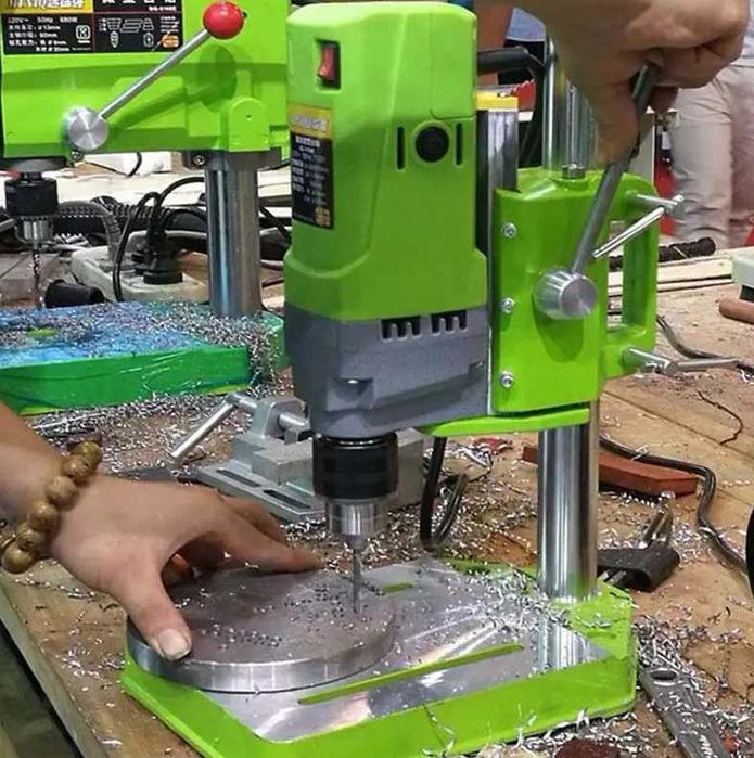 F422 Berbequim de bancada Broca Elétrica Perfuração 1-13mm 710W