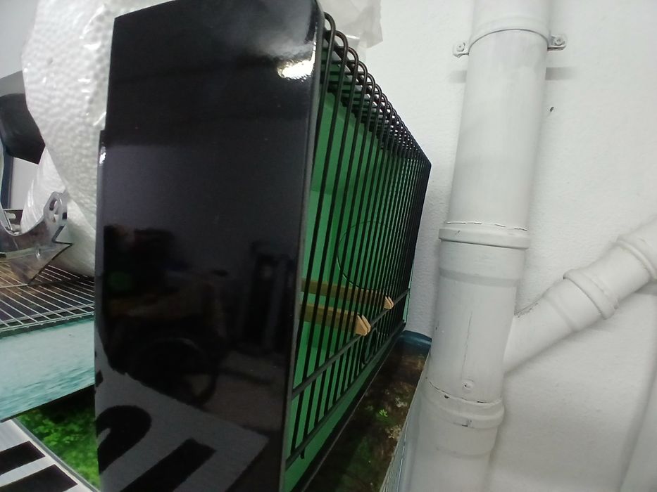 Gaiola lacada para gloster