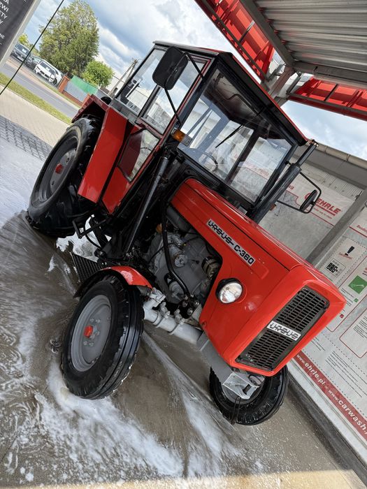 Ursus C-355/C-360 z turem