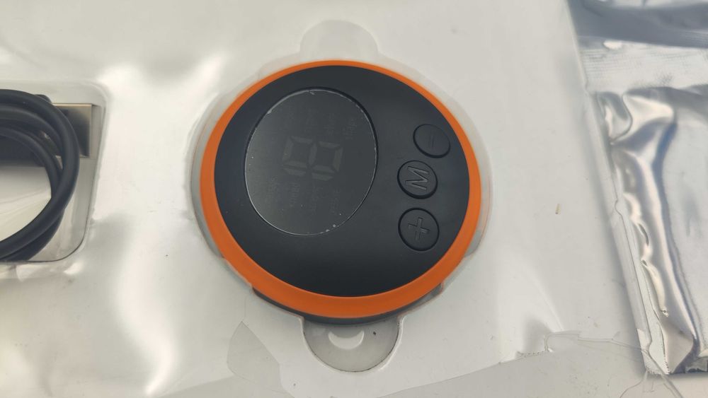 Stymulator Mięśni EMS ELEKTROSYMULATOR (R210)