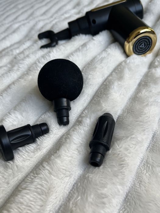 Вібромасажер для тіла з насадками даром масажер