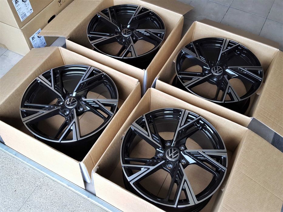 Alufelgi 17 VW T5 T6 T7 Transporter Caravelle Multivan 5x120 898#