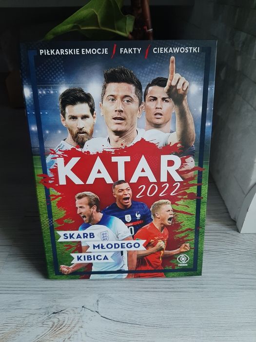 Książka "Katar 2022" skarb młodego kibica Joanna Bachanek