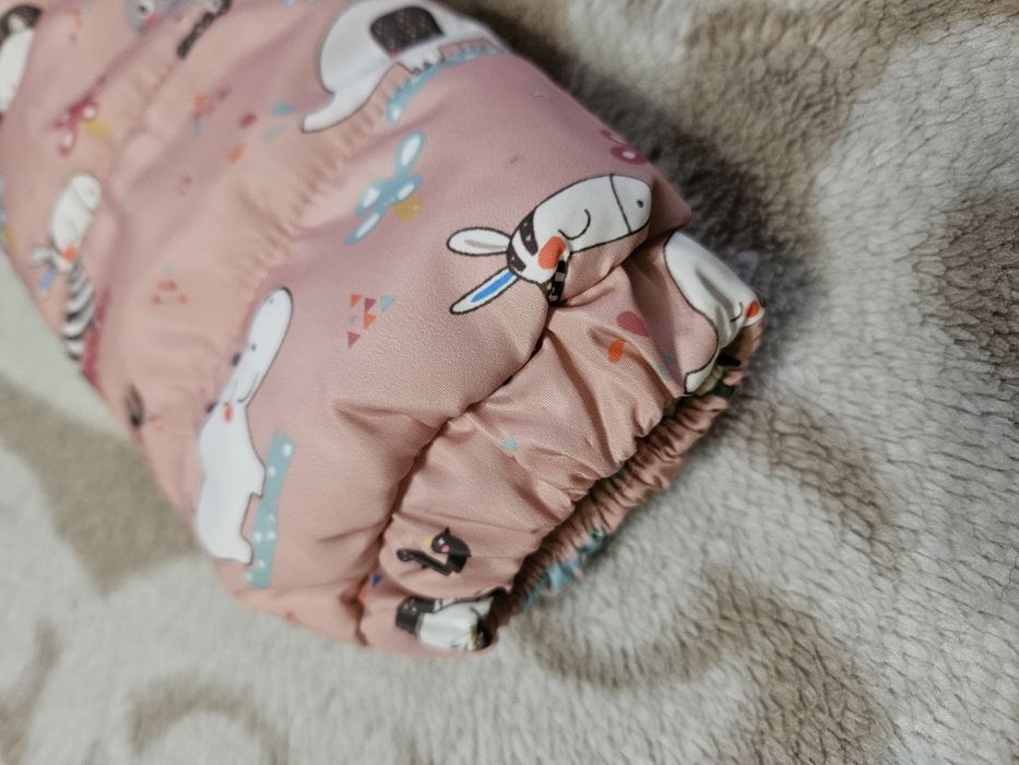 Демісезонна куртка на дівчинку