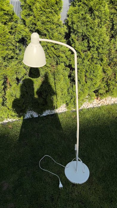Lampa podłogowa IKEA LERSTA biała — lampa do czytania, stan bardzo dobry