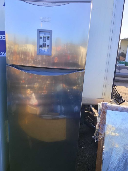 Lodowka srebrna duza