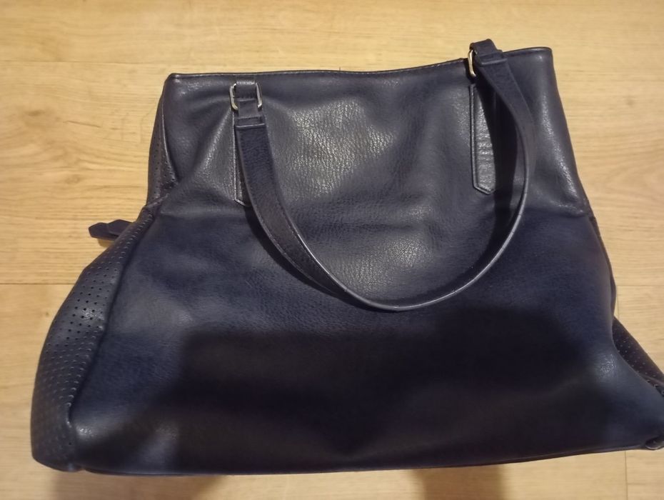 Torebki do ręki i na ramię, różne wzory i kolory, 10zl każda