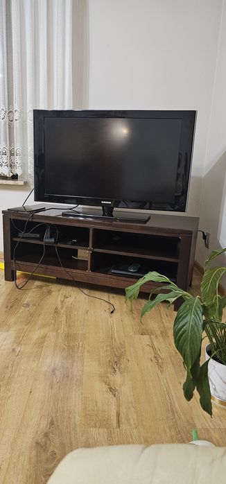 Sprzedam tv Samsung z szafką firmy klose