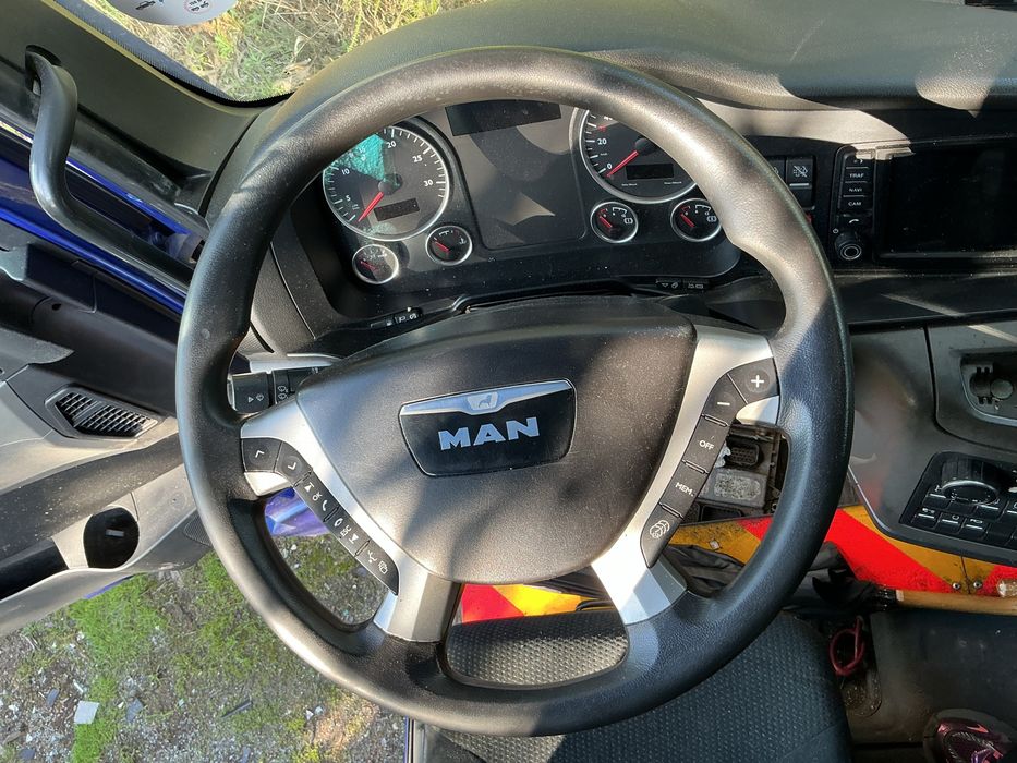 volante camião MAN  m56500 TGX ANO 2007