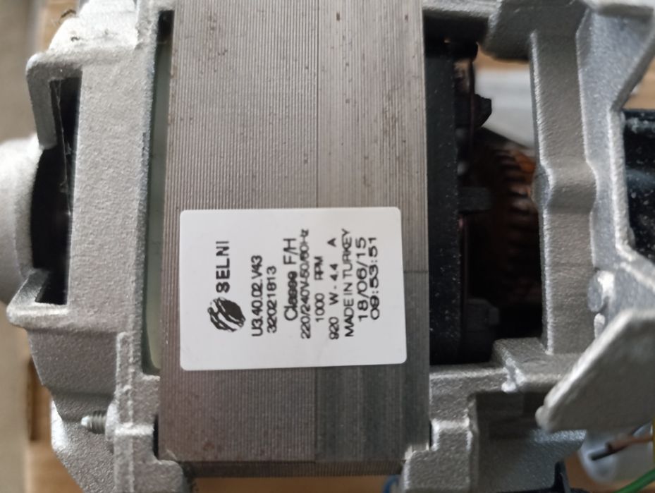 Matrial electronica e electronico usado mas a funcionar.