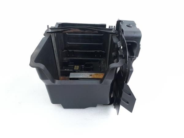 Base / caixa da bateria FORD Fiesta VI (CB1, CCN)