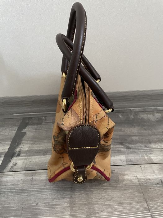 Alviero  Martini original