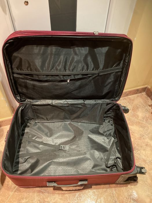 Mala de viagem grande de porão em bom estado