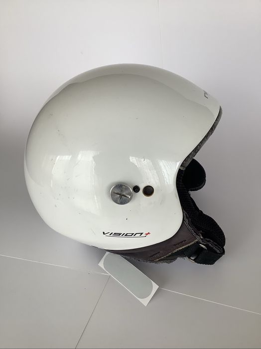 Capacete NEXX Vision branco.