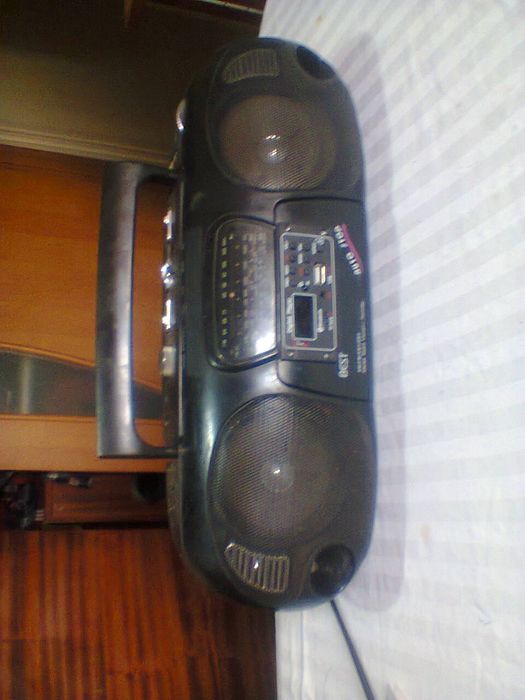 Продам Магнитафон и прийомники