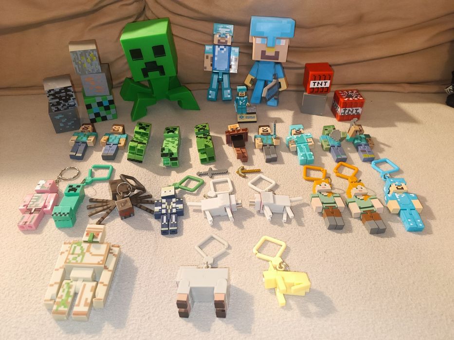 Minecraft figurki breloki mix